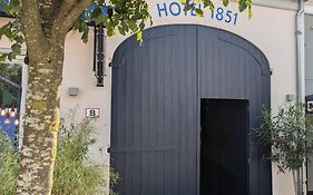 1851 Bar - Hotel - Cinema